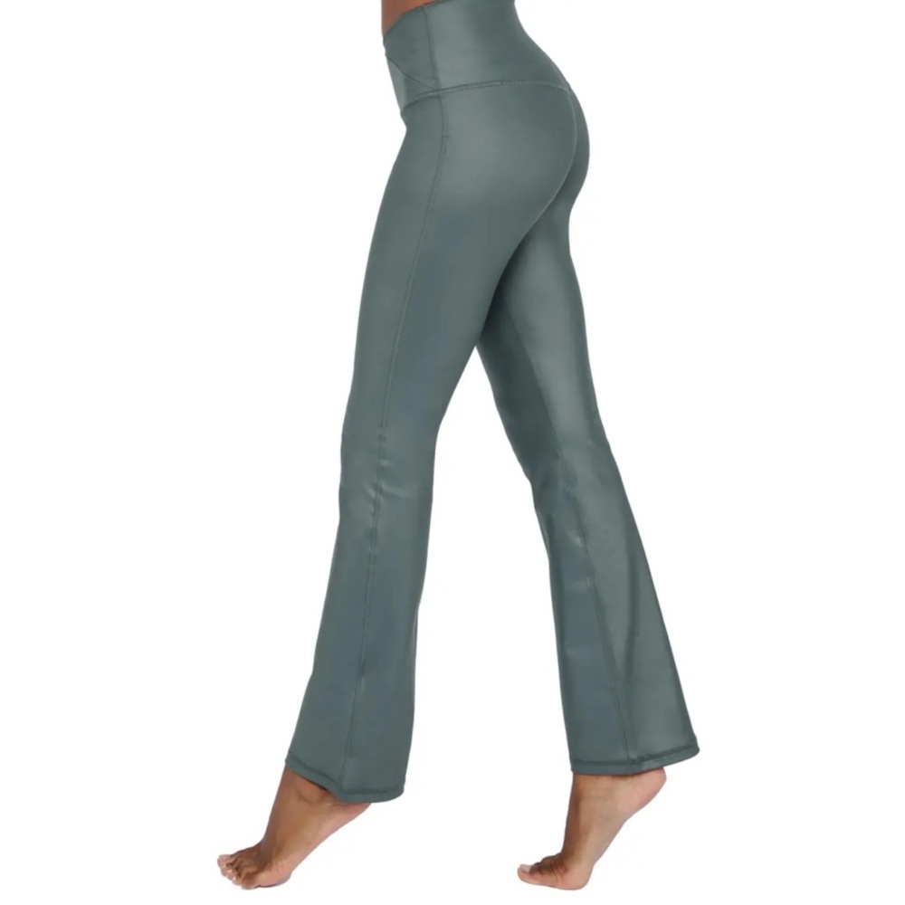 90 Degrees by Reflex sage green high waist flare leggings yoga pants Size S